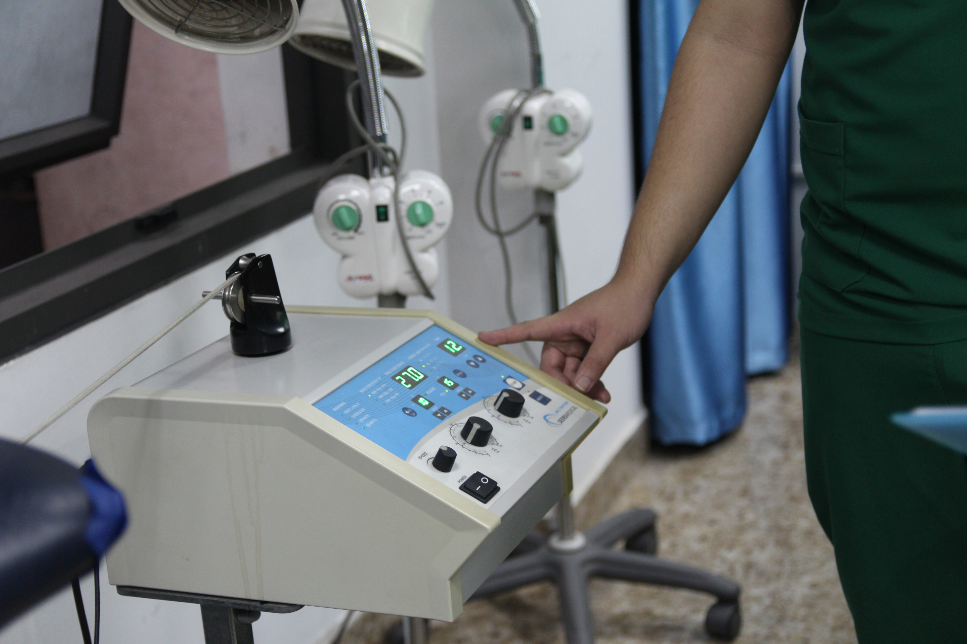 Thiết bị vật lý trị liệu